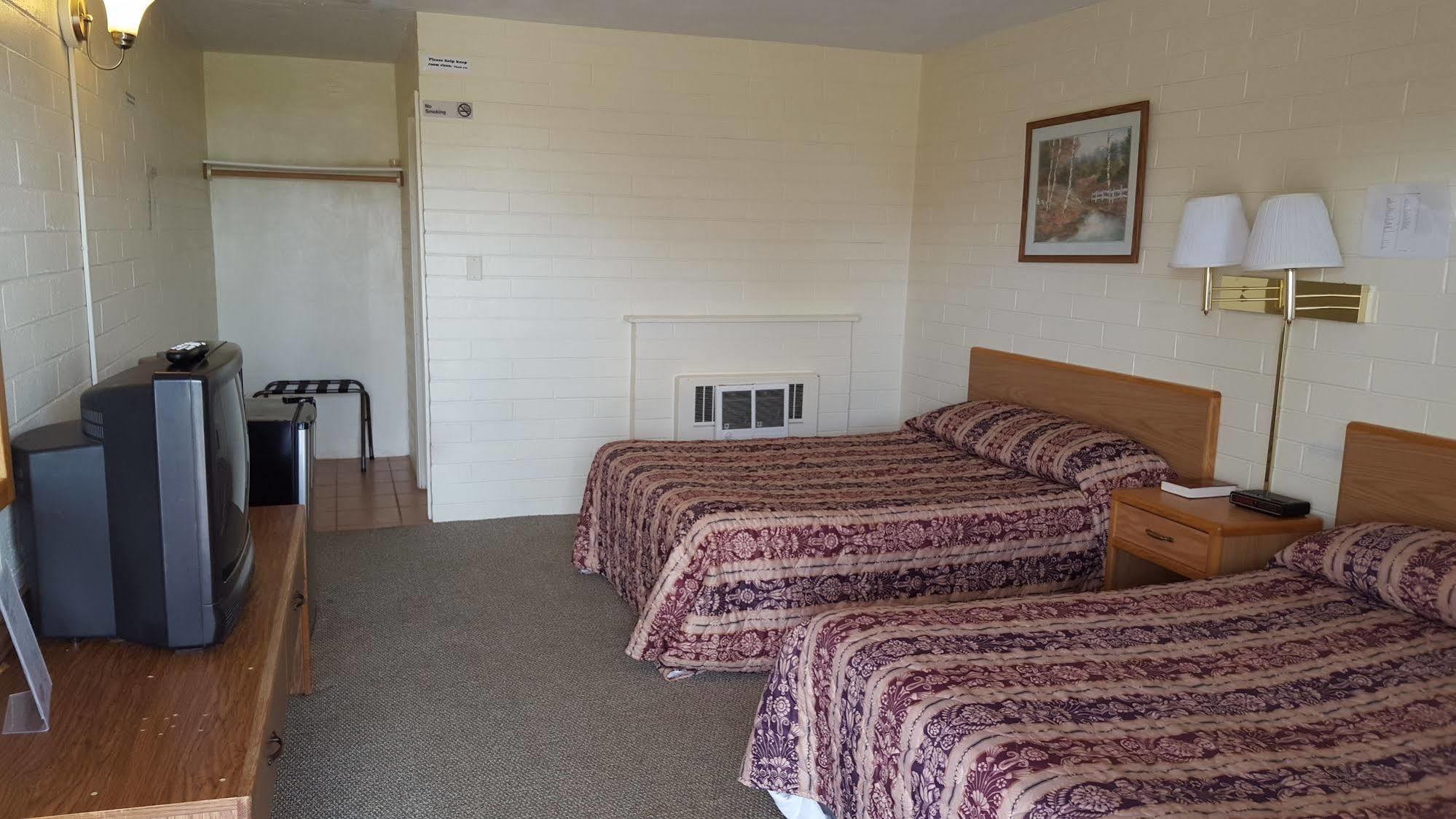 Sportsman Inn - Scottsbluff Скотсблъф Екстериор снимка