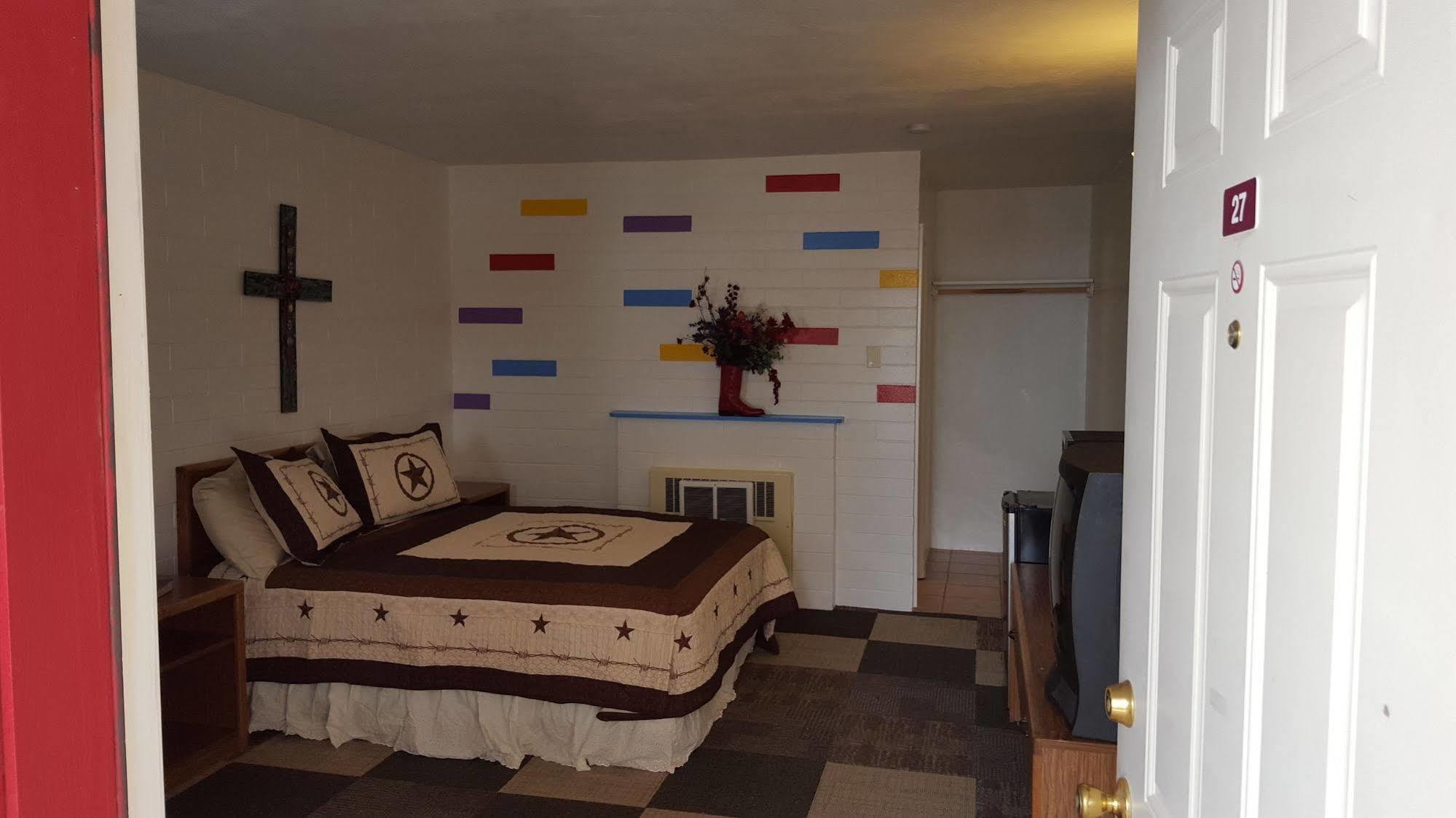 Sportsman Inn - Scottsbluff Скотсблъф Екстериор снимка